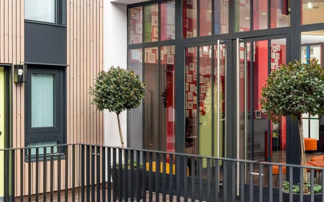 ibis Styles Paris La Defense Courbevoie - photo 1