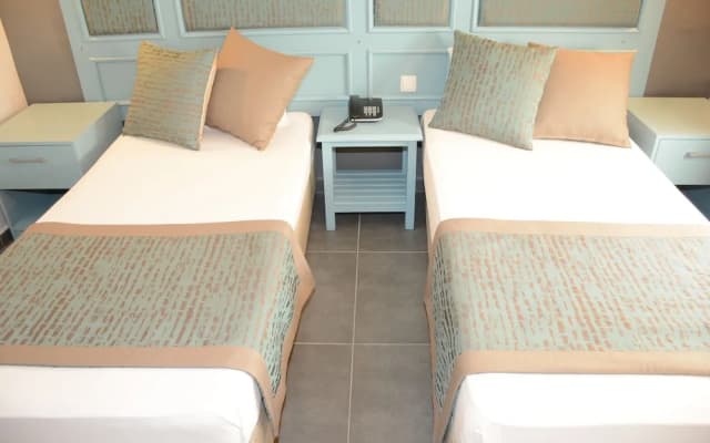 Otel Atrium - photo 5