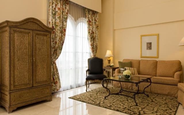 Hotel Gran Mahakam - photo 4