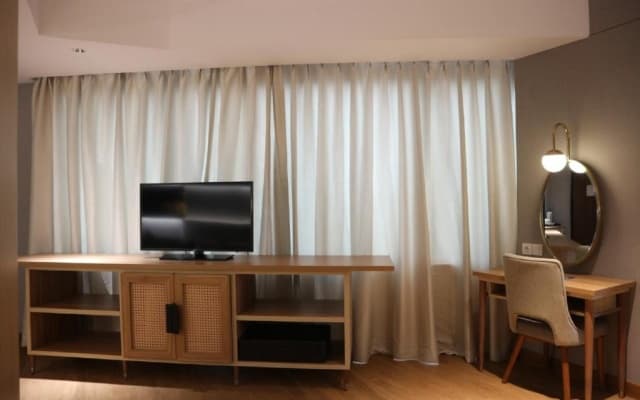 Hotel Santika Premiere Bintaro - photo 8