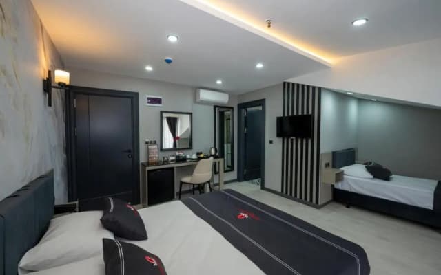 Intercity Airport Hotel - photo 2