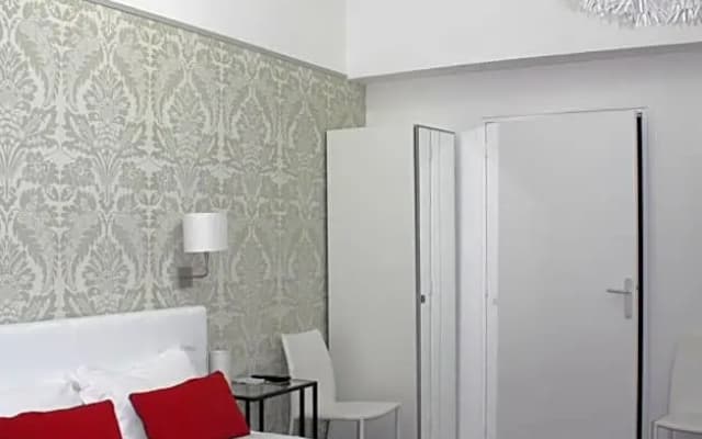 Hôtel le Dauphin - photo 30