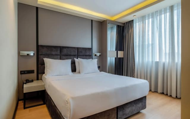 Garner Hotel Istanbul - Airport Arnavutkoy - photo 4