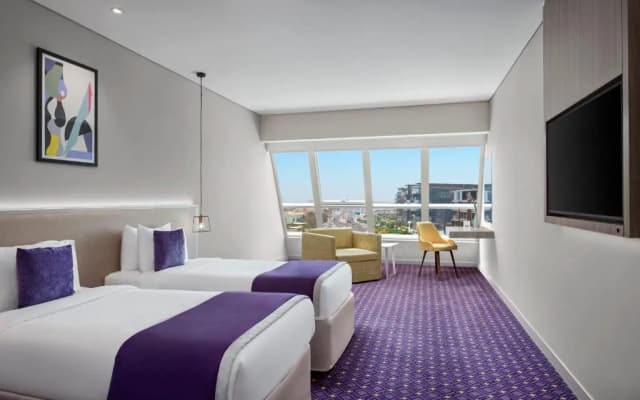 Leva Mazaya Centre Dubai Hotel - photo 1