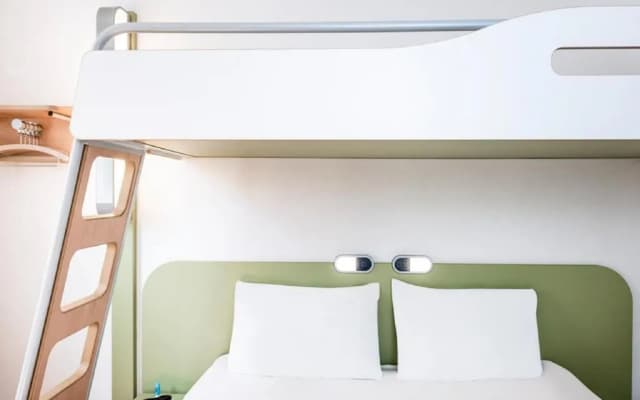 ibis budget Saint Maurice Hotel - photo 4