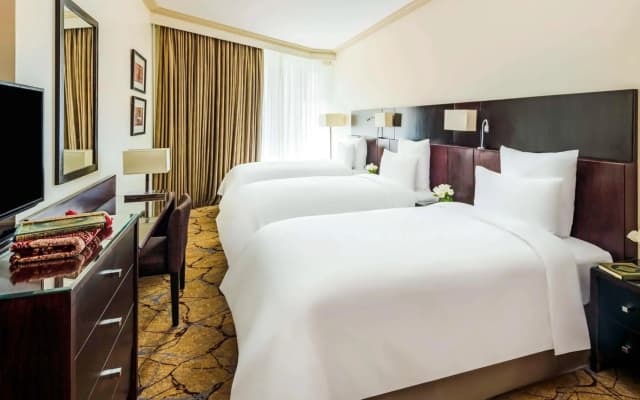 Mövenpick Hotel & Residence Hajar Tower Makkah - photo 1