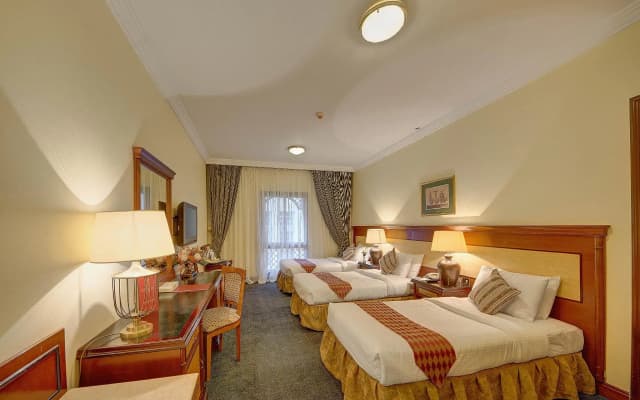 Elaf Taiba Hotel - photo 1