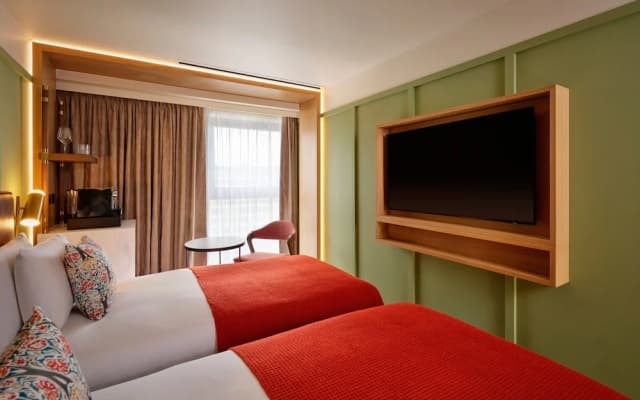 The Reach at Piccadilly, Manchester, a Tribute Portfolio Hotel - photo 2