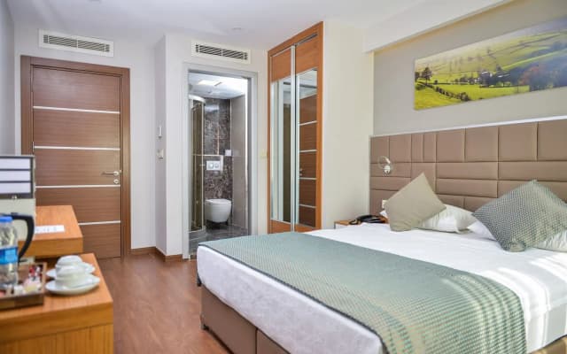 Hakcan Hotel - photo 1