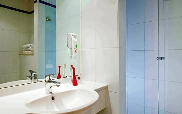 ibis Styles Paris Mairie de Montreuil - photo 6