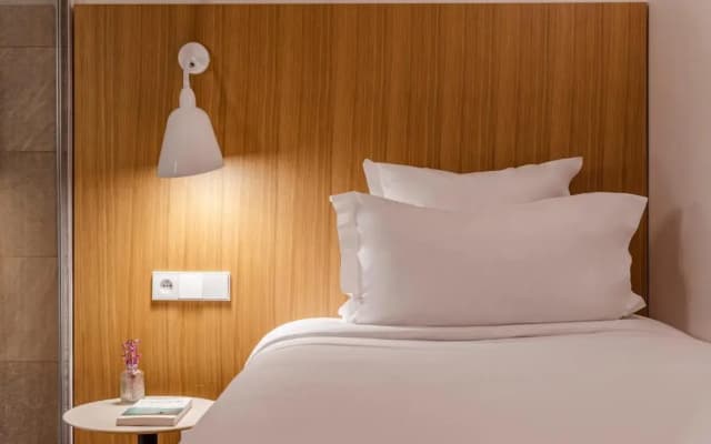 9Hotel Republique Hotel - photo 3