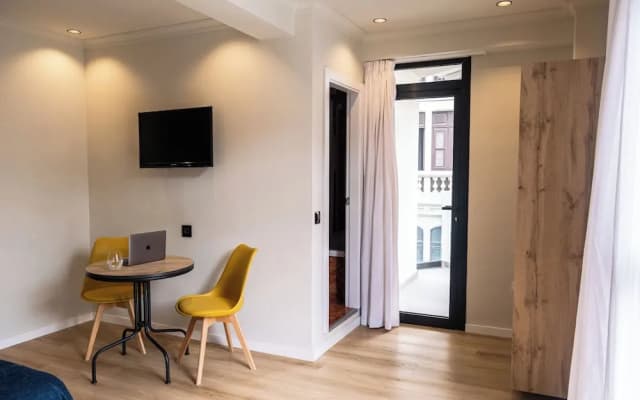 Hotel Adonis Capital - photo 13