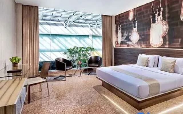 FM7 Resort Hotel - photo 3