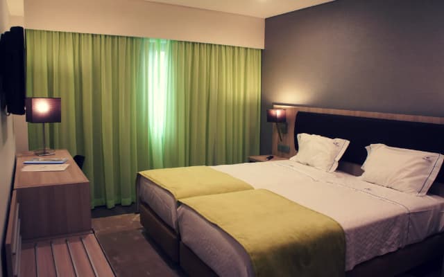 VIP Executive Zurique Hotel - photo 1