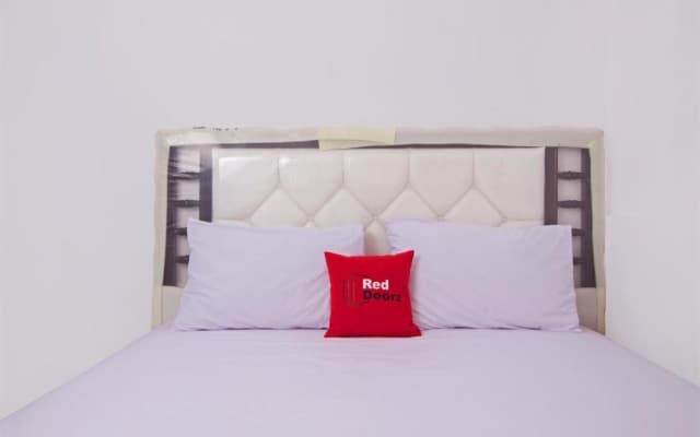 RedDoorz near STAN - photo 9