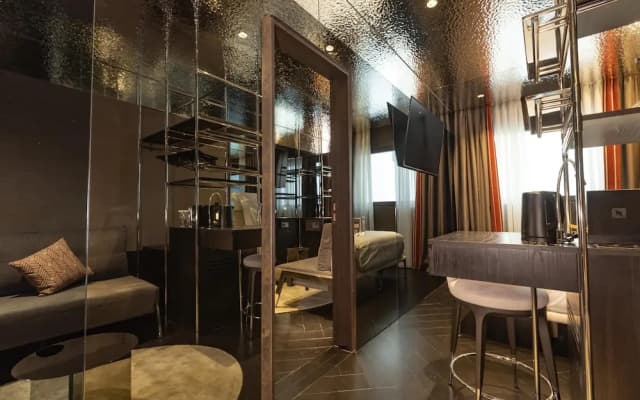 Adia Aluma Athens, Curio Collection By Hilton - photo 7