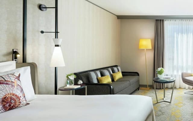 Renaissance Paris La Defense Hotel - photo 4