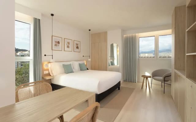 Staybridge Suites Malaga - photo 4