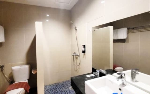 Marilyn Hotel Serpong - photo 8