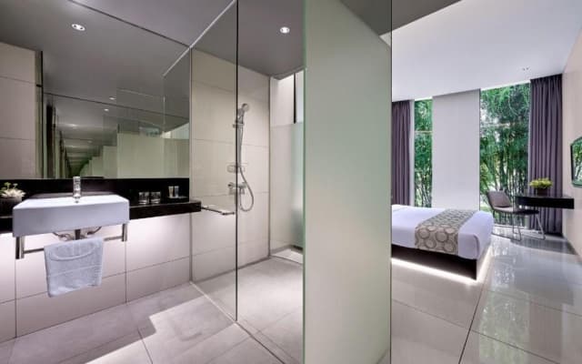 FM7 Resort Hotel - photo 5