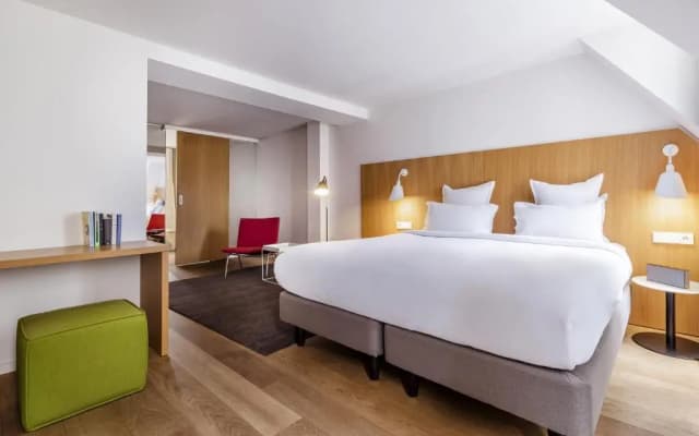 9Hotel Republique Hotel - photo 3
