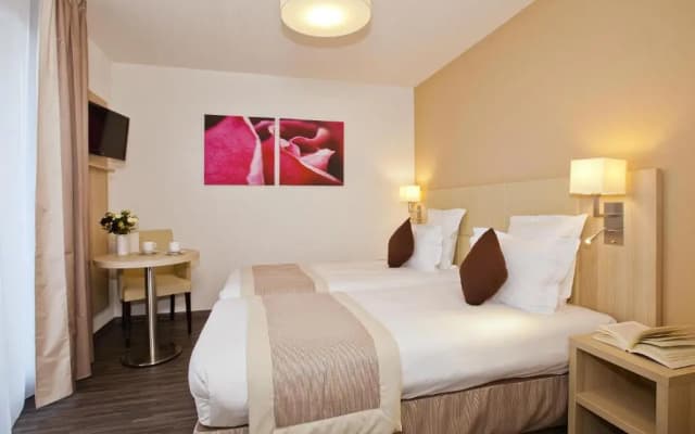 Residhome Neuilly Bords de Marne - photo 1