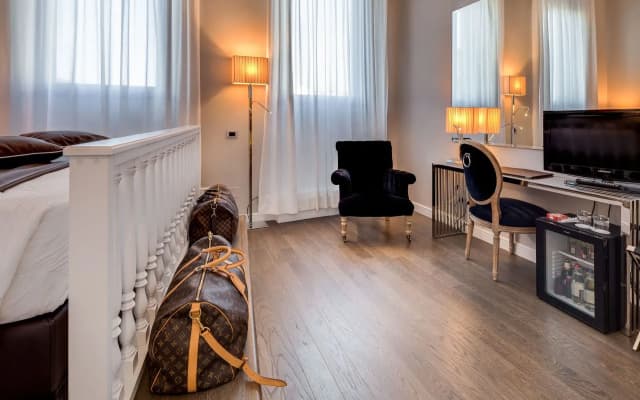 Roma Hotel - photo 9