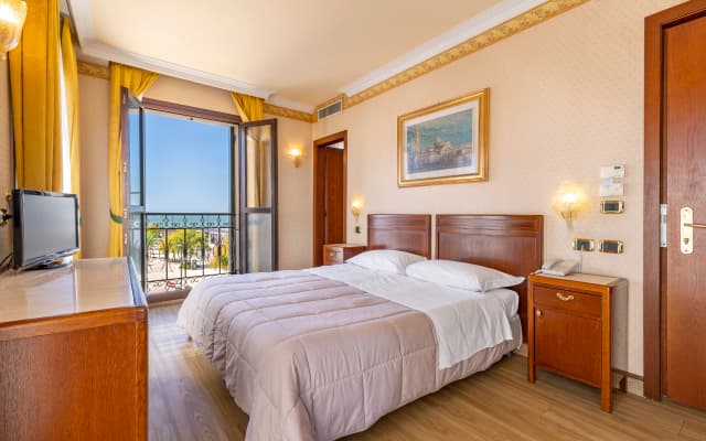 Hotel Panorama - photo 5