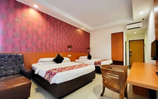 Marilyn Hotel Serpong - photo 2