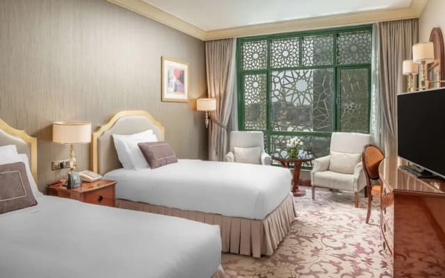 Madinah Hilton - photo 1
