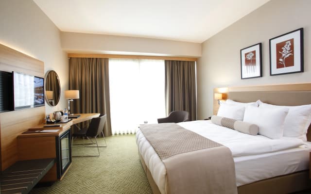 Mia City Hotel - photo 3