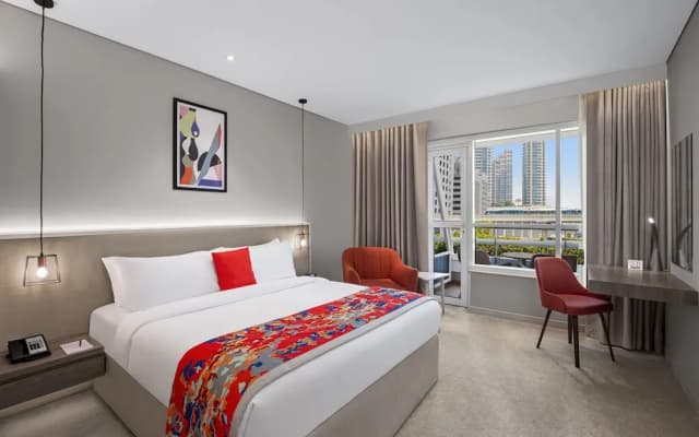 Leva Mazaya Centre Dubai Hotel - photo 2