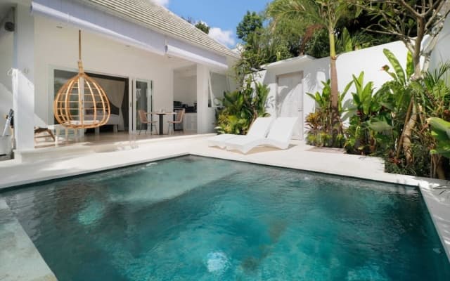 Limitless Jungle Villas Complex, 5 BR, Ubud With Staff - photo 19