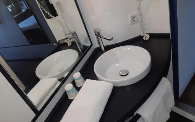 Ibis Hotel Alicante - photo 8