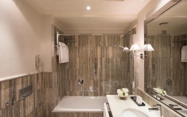 Rosa Grand Hotel - photo 7