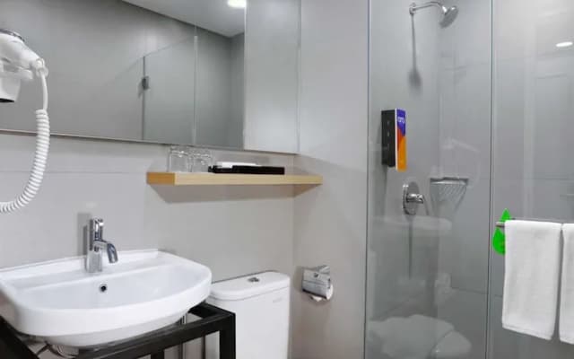 Vega Hotel Gading Serpong - photo 3