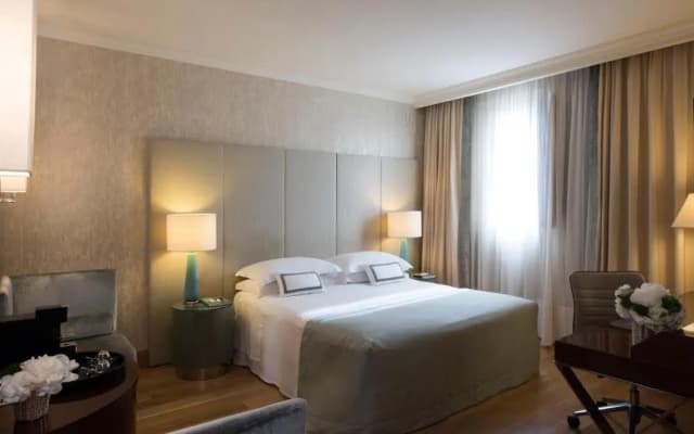 Rosa Grand Hotel - photo 4