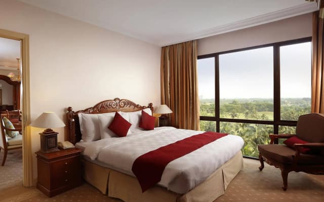 Aryaduta Lippo Village - photo 5