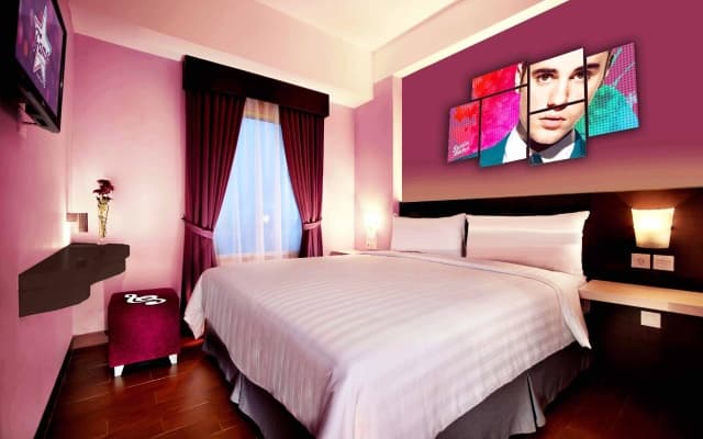 Fame Hotel Gading Serpong - photo 1