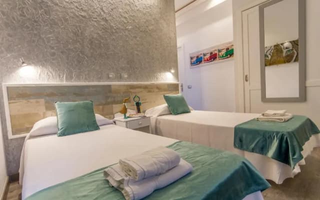 Hotel Sun Holidays - photo 1