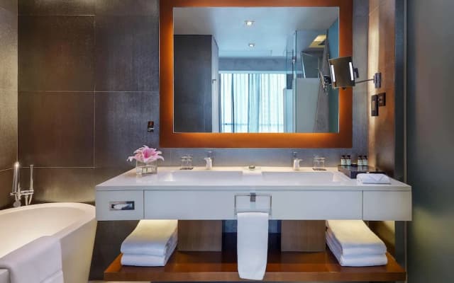 Pullman Jakarta Central Park - photo 9