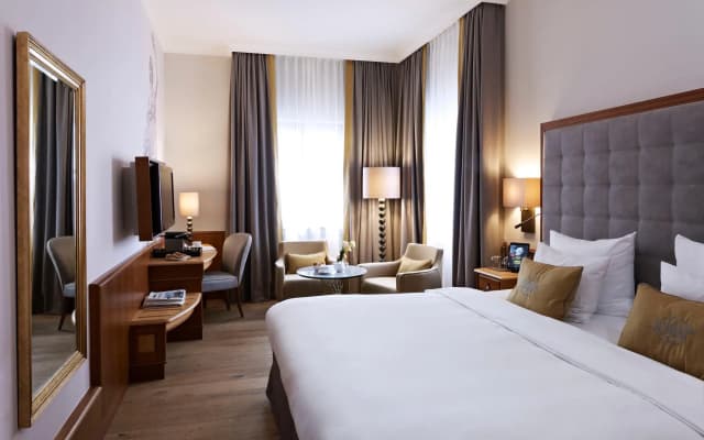 Platzl Hotel - photo 1