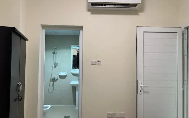 Palm Inn Hostel Mix Dormitory - photo 3