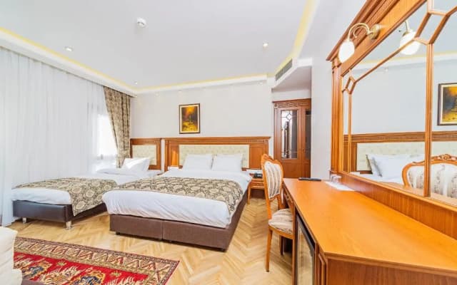 Spectra Hotel - photo 9
