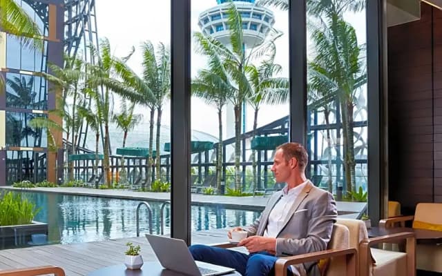 Crowne Plaza Changi Airport by IHG - photo 1