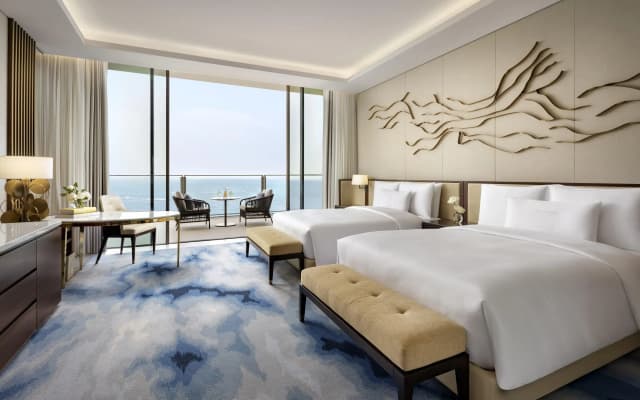 Atlantis The Royal Hotel - photo 2