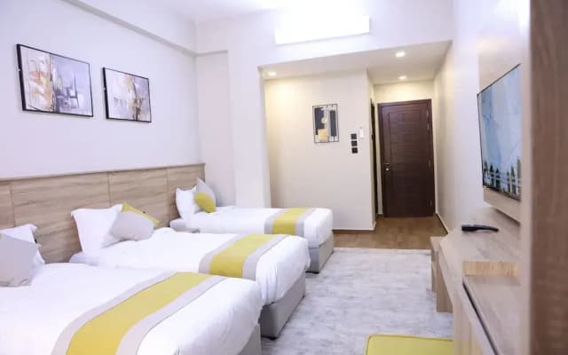 Madinah Deluxe - photo 2