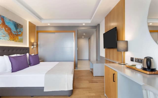 La Quinta By Wyndham Bodrum - photo 2
