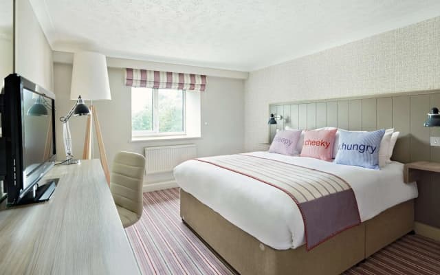 Village Hotel Edinburgh - photo 3