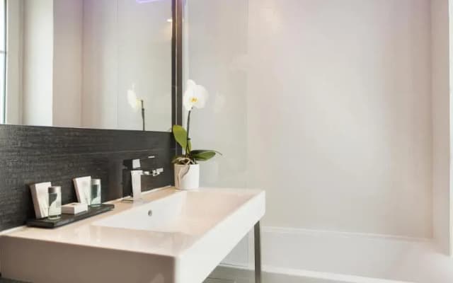Le Bon Hôtel - photo 13